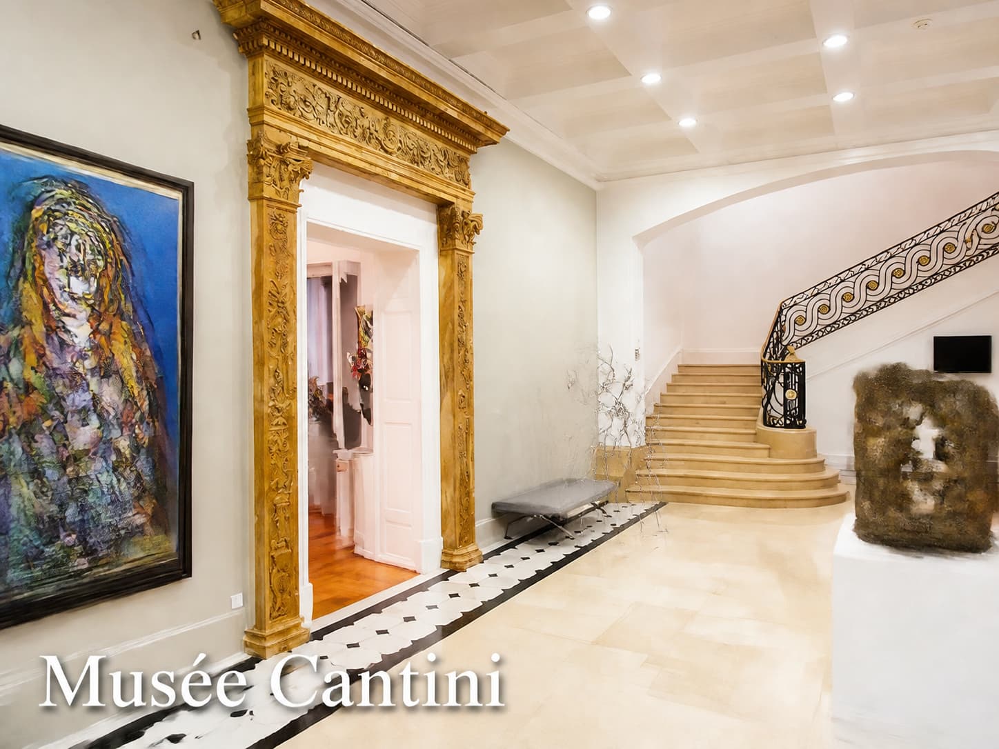 Escalier du Musée Cantini, un hôtel particulier du XVIIe siècle avec des installations d